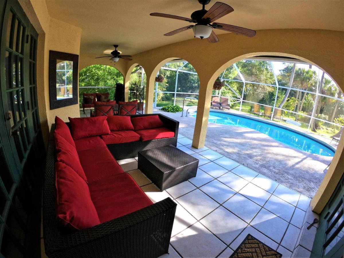 Jupiter Waterfalls - Newly Updated - Tiki Hut, Fire Pit, Kitchen, Pool Heater And More المظهر الخارجي الصورة