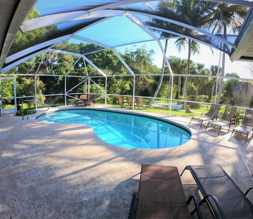Jupiter Waterfalls - Newly Updated - Tiki Hut, Fire Pit, Kitchen, Pool Heater And More المظهر الخارجي الصورة