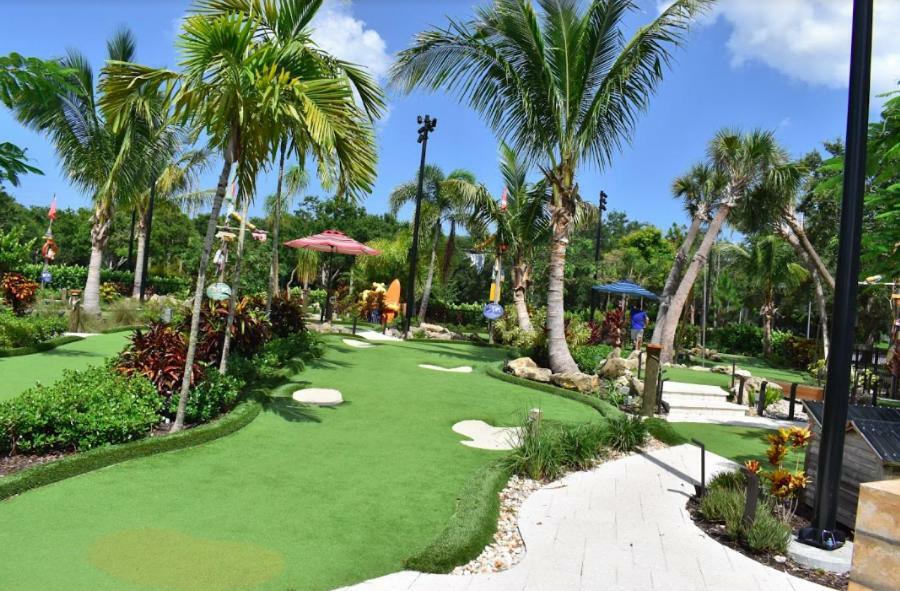 Jupiter Waterfalls - Newly Updated - Tiki Hut, Fire Pit, Kitchen, Pool Heater And More المظهر الخارجي الصورة